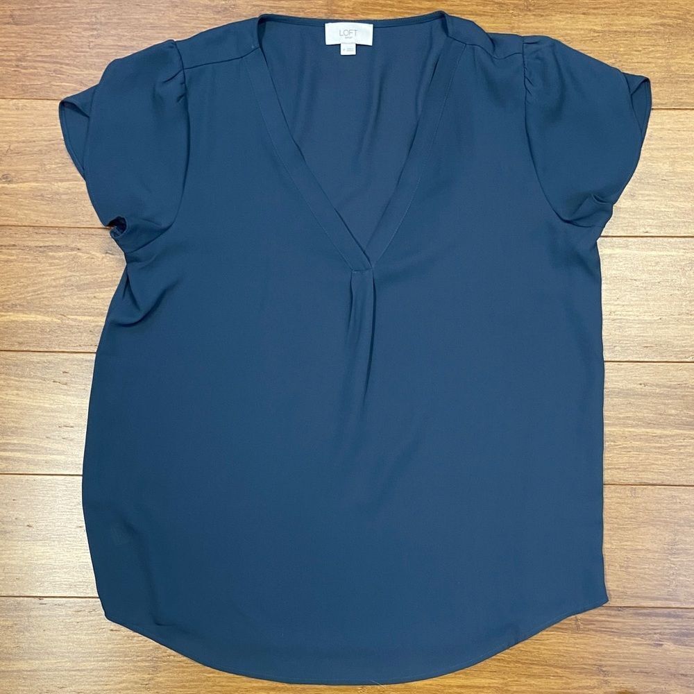LOFT Deep Blue V-Neck Flutter Sleeve Blouse size Medium